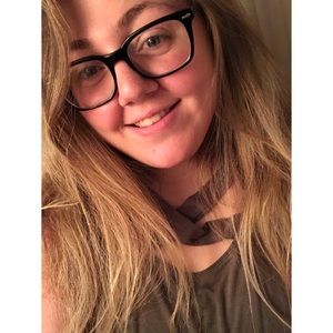 Meet your Posher, Megan